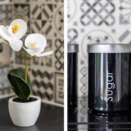 Soho Apartments F4 London Bagian luar foto