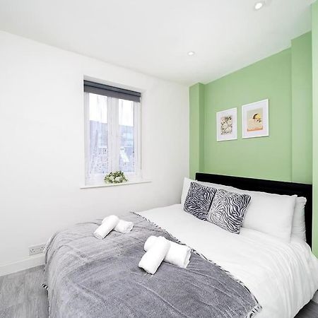 Soho Apartments F4 London Bagian luar foto