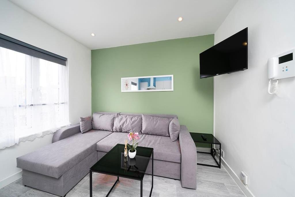 Soho Apartments F4 London Bagian luar foto